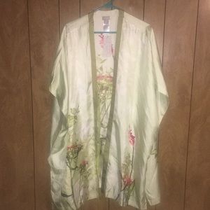 Chicos 100% Silk Covering